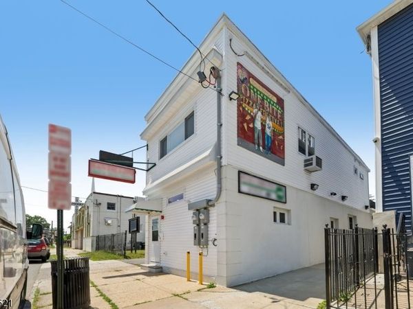 639 S Broad St, Elizabeth, NJ 07202