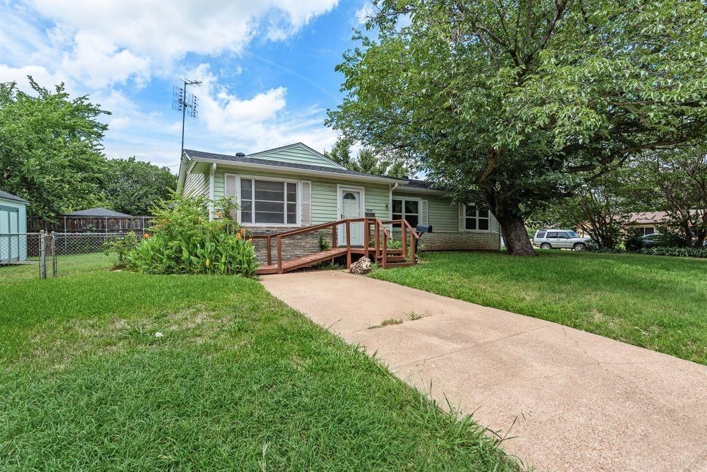 2219 Morgan Street, Irving, TX 75062 Main Photo