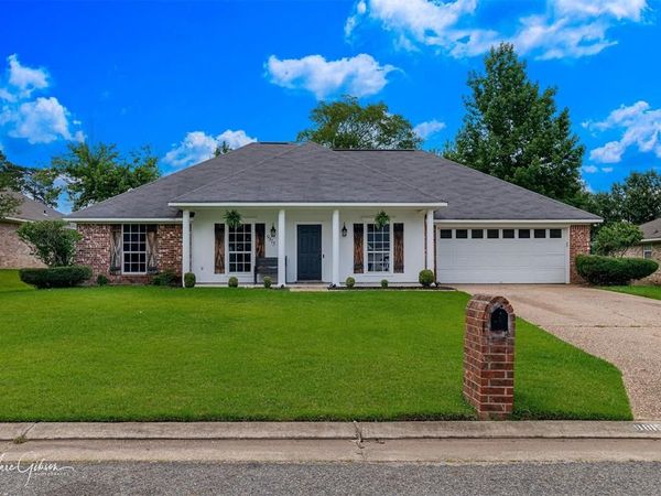 9815 Pennine Court , Shreveport, LA 71118