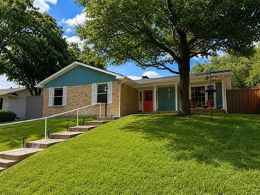 9016 Bretshire Drive, Dallas, TX 75228