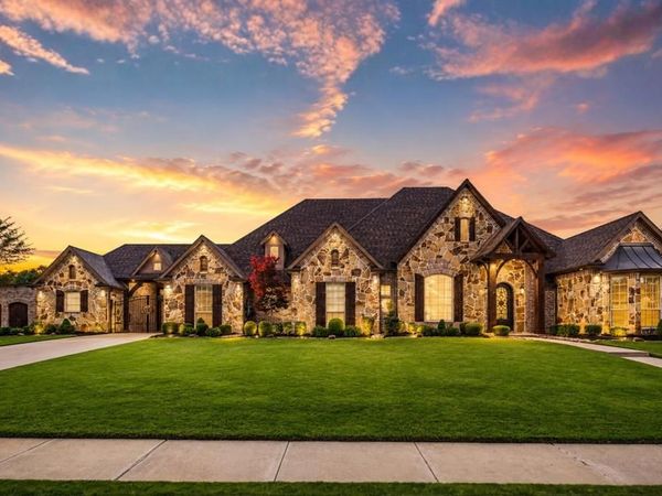 114 Yorkshire Drive, Heath, TX 75032