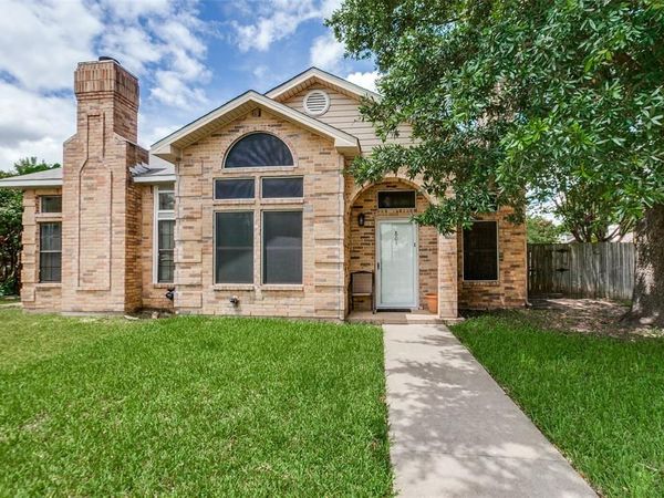 805 Brockden Drive, Mesquite, TX 75149