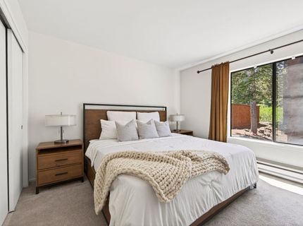 11517 Snowpeak Way, Unit #607, Truckee, CA 96161 Photo