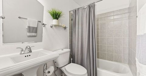 11517 Snowpeak Way, Unit #607, Truckee, CA 96161 Photo