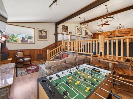 11517 Snowpeak Way, Unit #607, Truckee, CA 96161 Photo