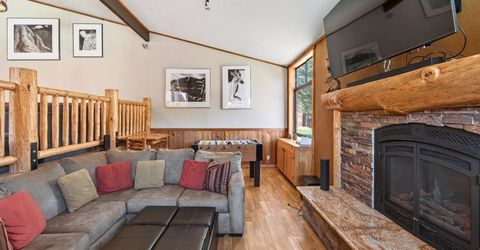 11517 Snowpeak Way, Unit #607, Truckee, CA 96161 Photo