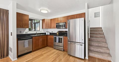 11517 Snowpeak Way, Unit #607, Truckee, CA 96161 Photo