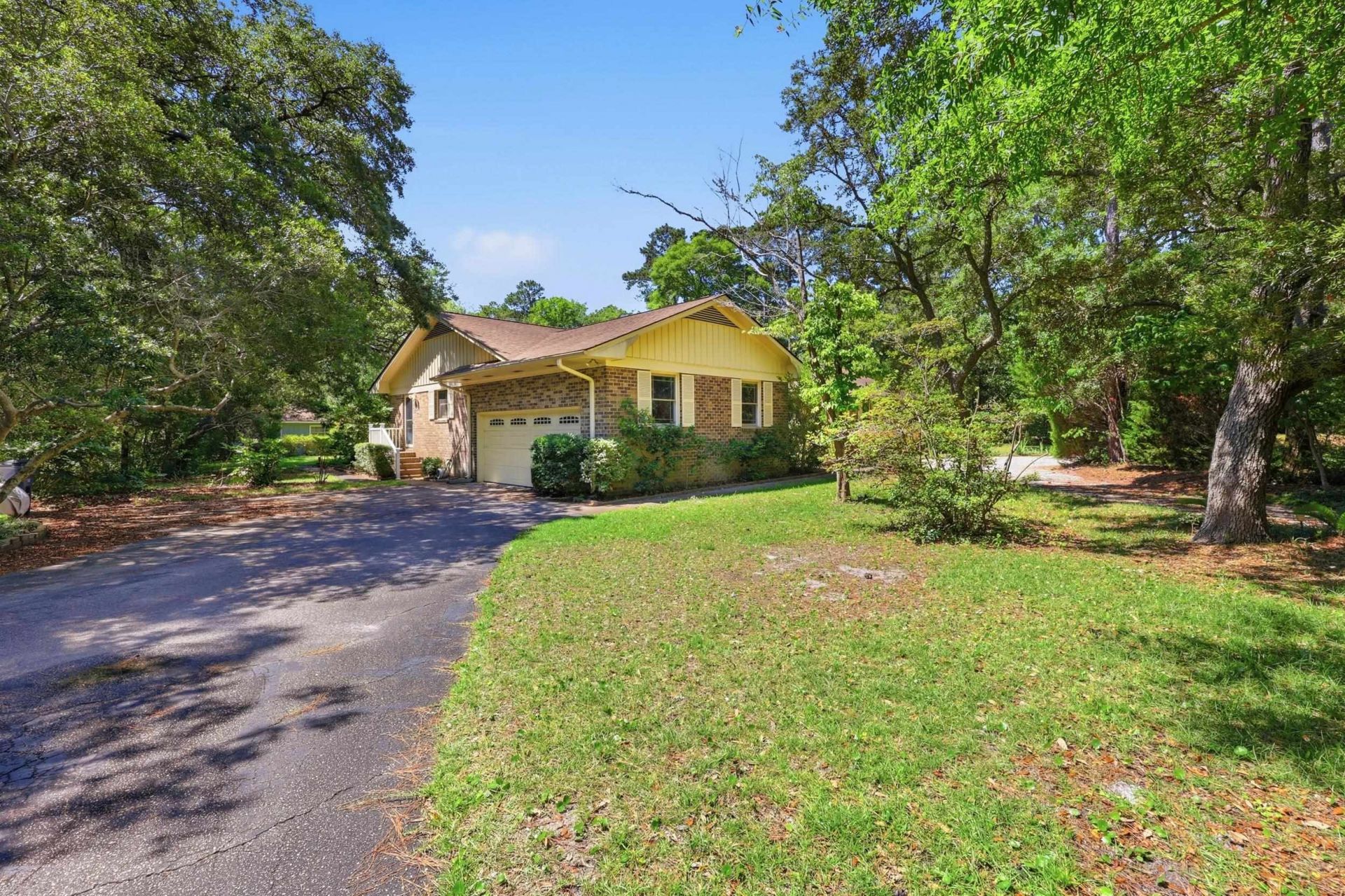 241 Center Dr.  Photo 21