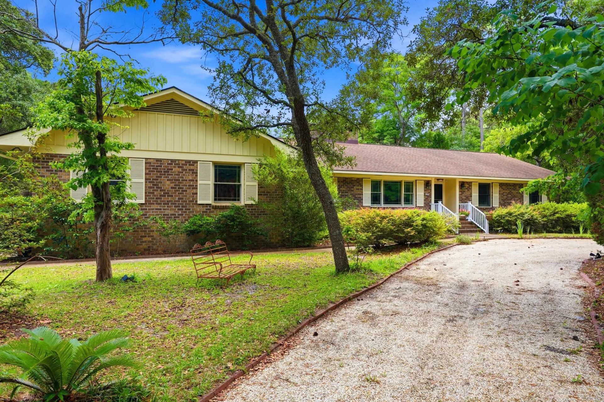 241 Center Dr.  Photo 26