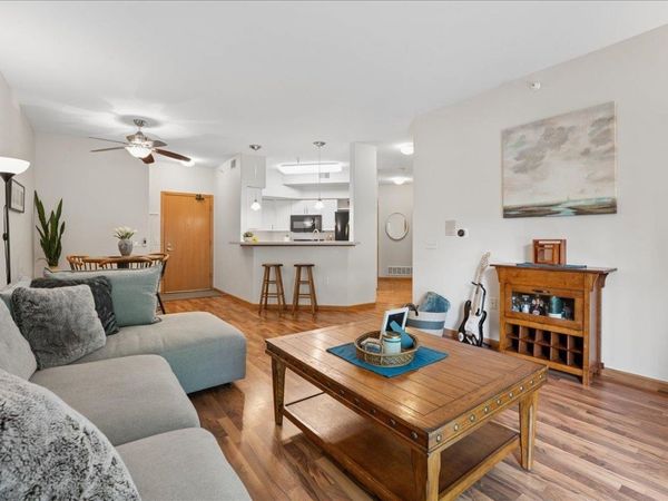 18 Kings Mill Circle, Unit 111, Madison, WI 53718