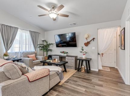 4176 Gossamer, Roseville, CA 95747 Photo