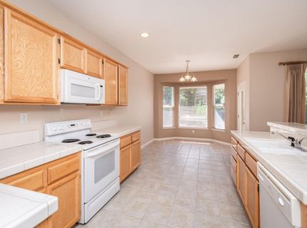 3915 Coldwater Dr, Rocklin, CA 95765 Photo