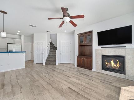 611 Equinox Loop, Lincoln, CA 95648 Photo