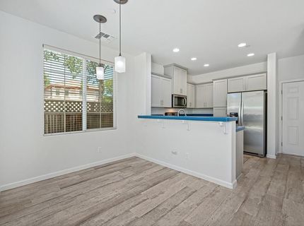611 Equinox Loop, Lincoln, CA 95648 Photo
