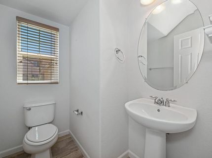 611 Equinox Loop, Lincoln, CA 95648 Photo