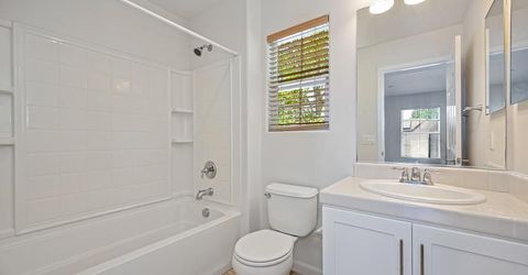 611 Equinox Loop, Lincoln, CA 95648 Photo