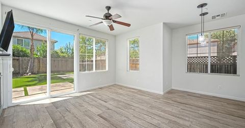 611 Equinox Loop, Lincoln, CA 95648 Photo