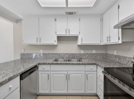 5810 41st St, Sacramento, CA 95824 Photo