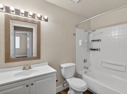 5810 41st St, Sacramento, CA 95824 Photo
