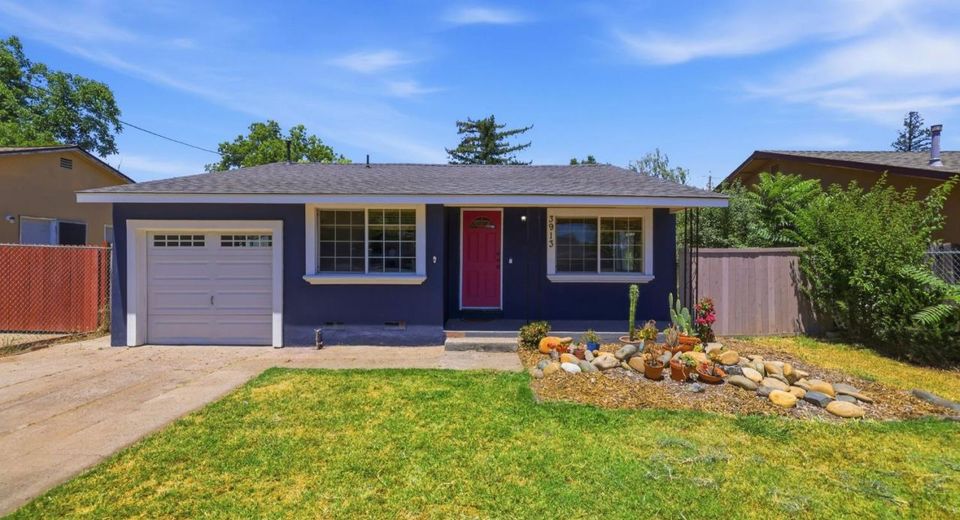 3913 23rd Ave, Sacramento, CA 95820 Photo