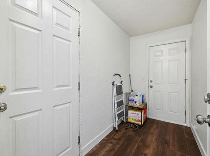 3913 23rd Ave, Sacramento, CA 95820 Photo