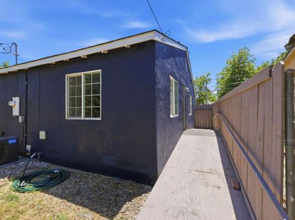 3913 23rd Ave, Sacramento, CA 95820 Photo