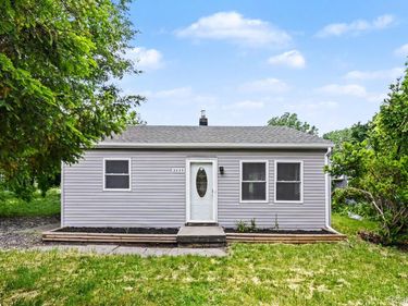 3235 Young Avenue, Lansing, Mi 48906