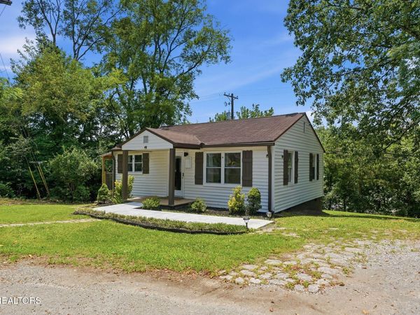 6936 N Ruggles Ferry Pike, Knoxville, TN 37924