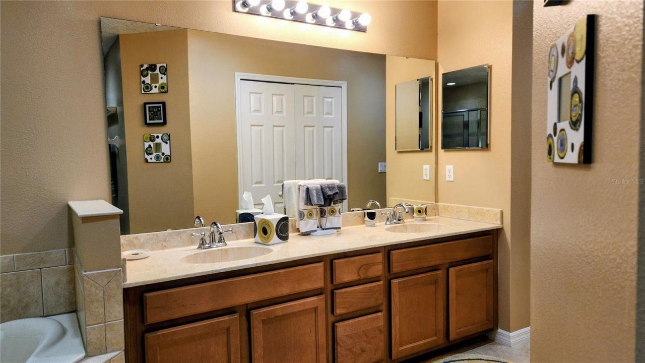 1915 Acacia Drive , Kissimmee, FL 34758 Photo