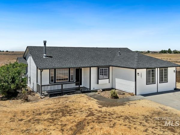 2081 SW Buckey Dr, Mountain Home, ID 83647