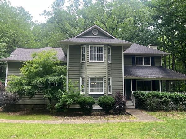 105 Flat Creek Court , Fayetteville, GA 30214