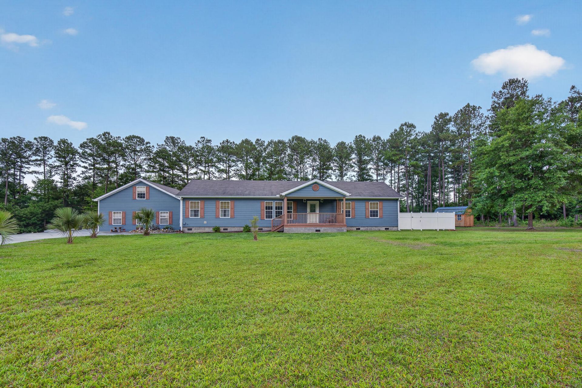 9166 Jefferies Highway Photo 12