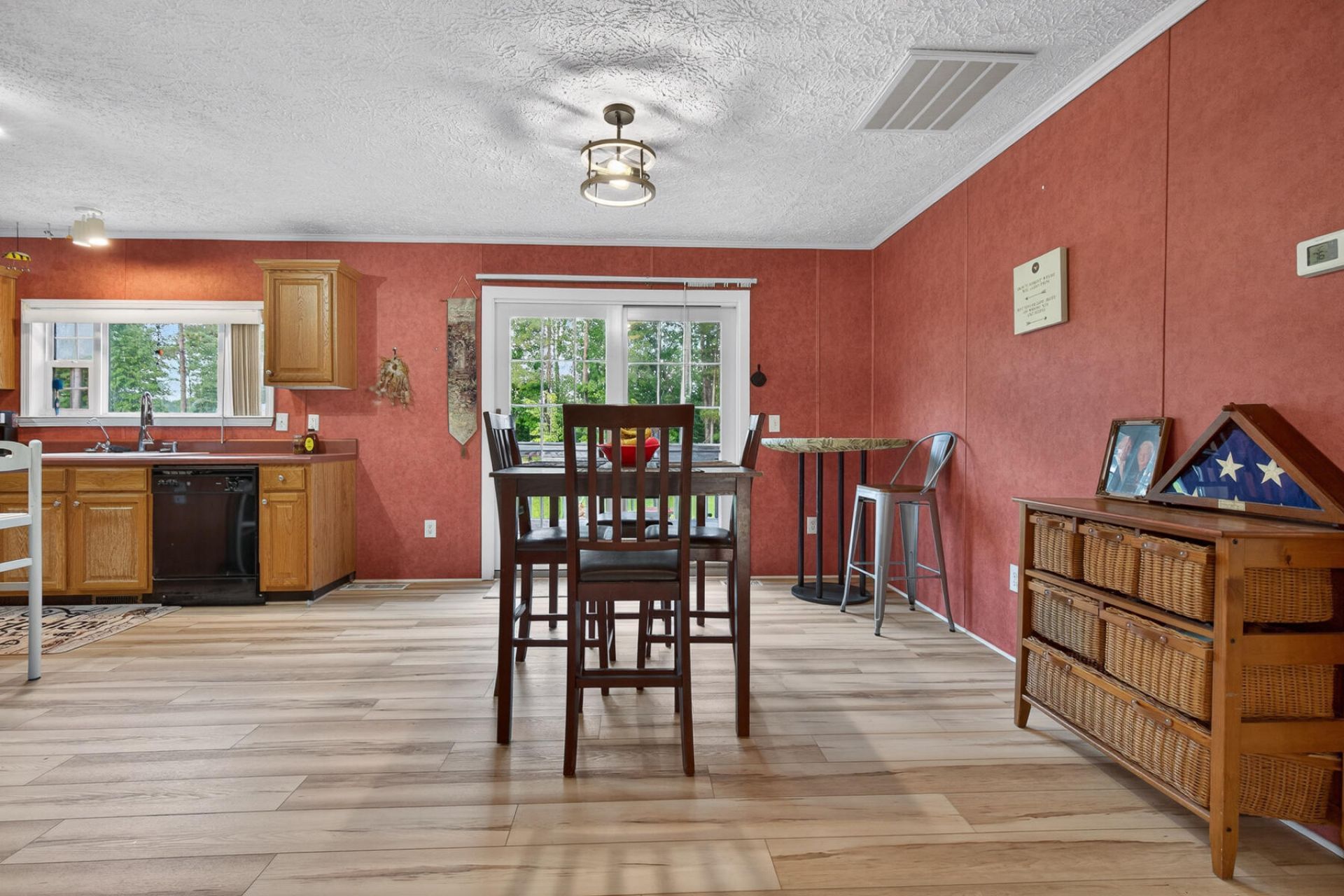 9166 Jefferies Highway Photo 21