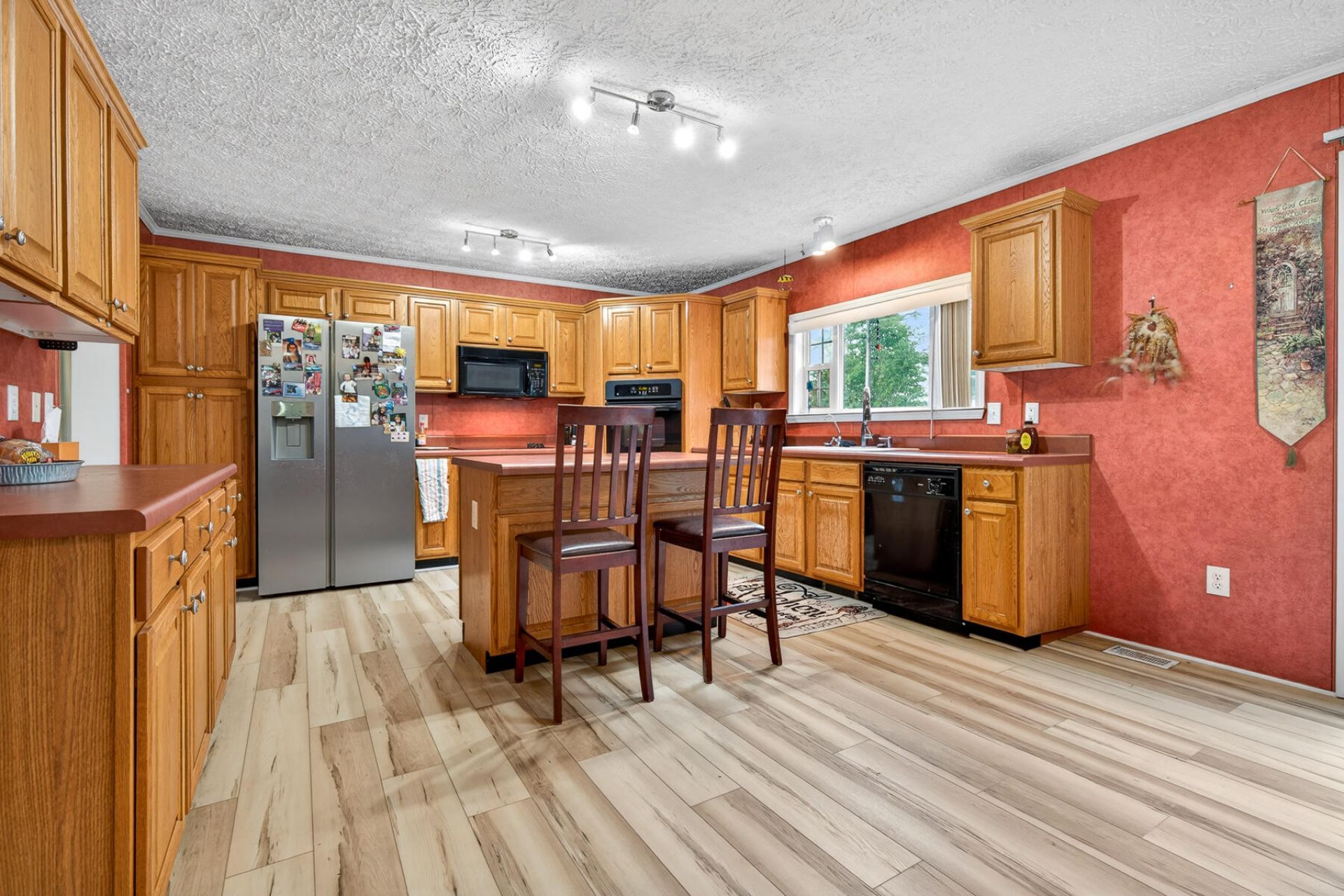 9166 Jefferies Highway Photo 23