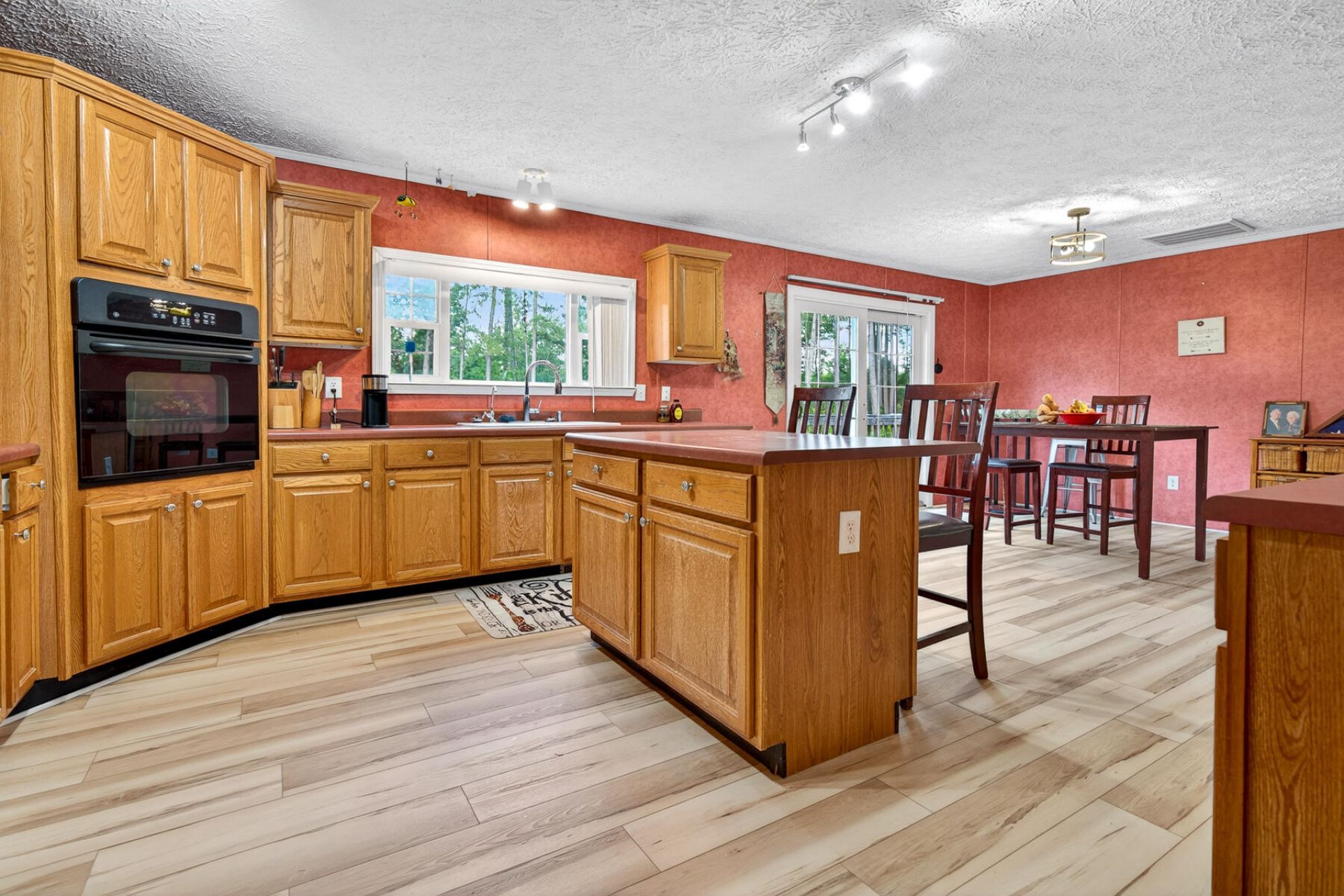 9166 Jefferies Highway Photo 25