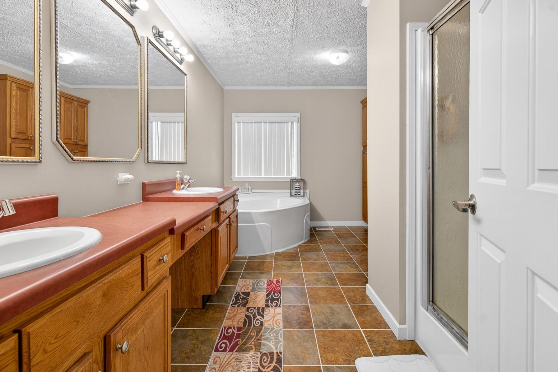 9166 Jefferies Highway Photo 30