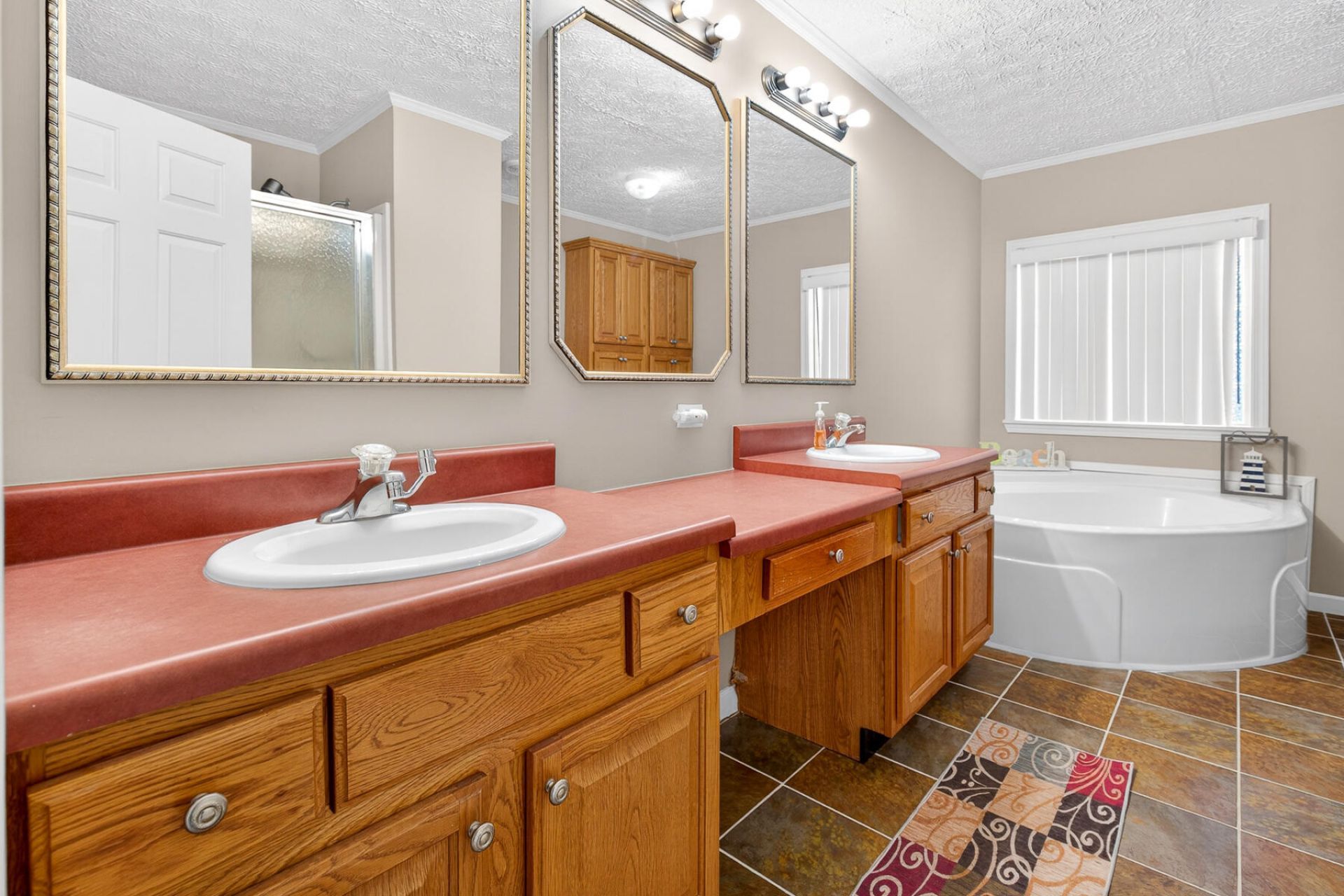 9166 Jefferies Highway Photo 31
