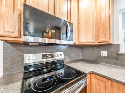 905 Sherman Way, Reno, NV 89506 Photo