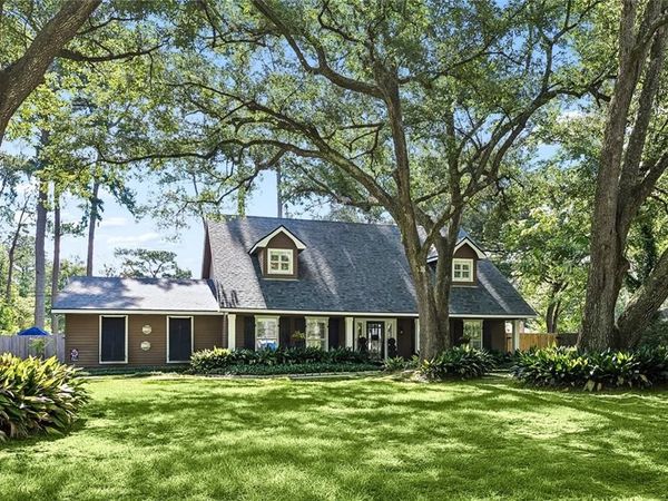 7 ROSEMARY Drive , Covington, LA 70433