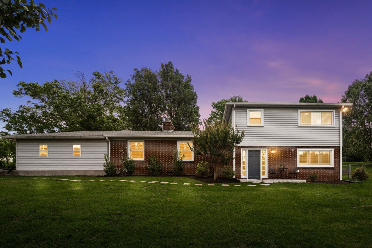 201 Bermuda Dr Nashville, TN 37214
