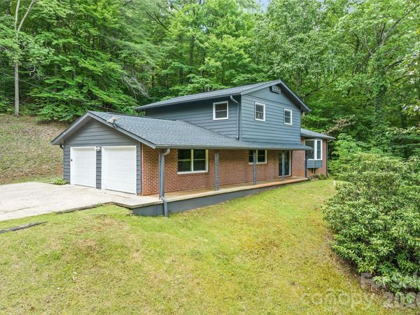 1296 N Country Club Drive , Cullowhee, NC 28723