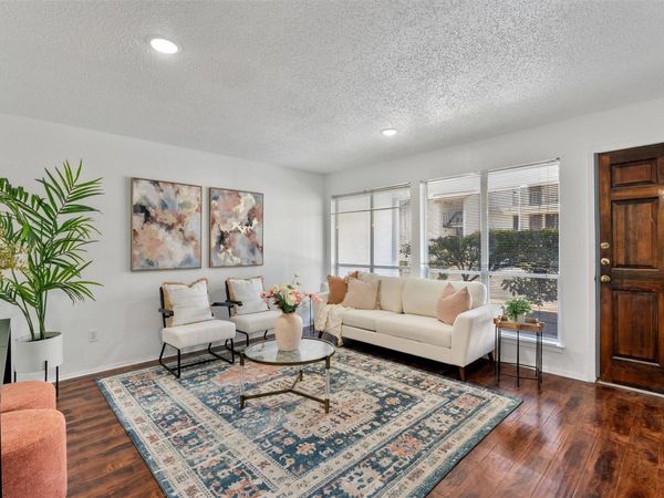 6910 Hart LN , Unit 203, Austin, TX 78731