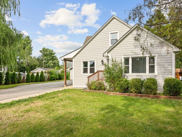 9725 Normandy Avenue, Oak Lawn, IL 60453
