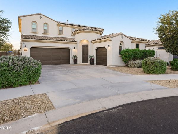 14334 W ARTEMISA Avenue, Surprise, AZ 85387