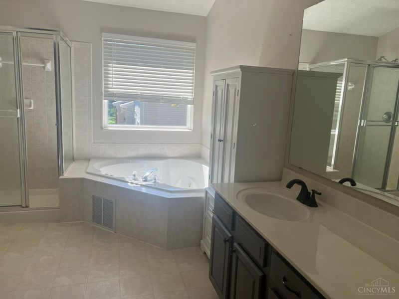 5827 Maxfli Lane, Mason, OH 45040 Photo 21