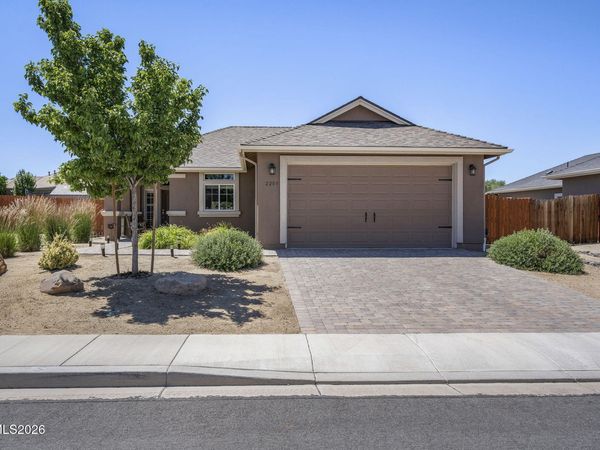 2203 Windrow Drive, Fernley, NV 89408
