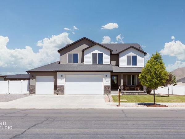 3972 N WOOD RD, Eagle Mountain, UT 84005