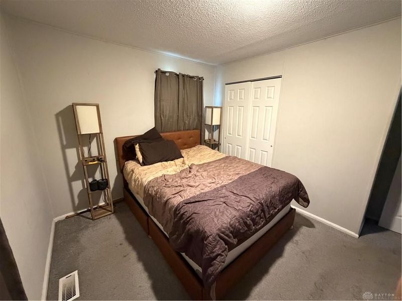 187 Pat Lane, Fairborn, OH 45324 Photo 12