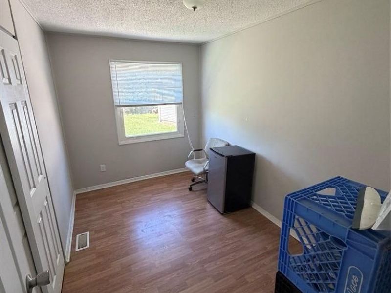 187 Pat Lane, Fairborn, OH 45324 Photo 8