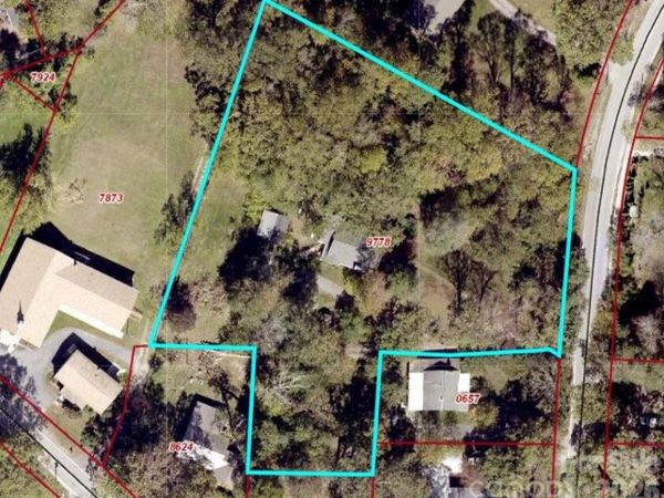 813 Montreat Road, Black Mountain, NC 28711